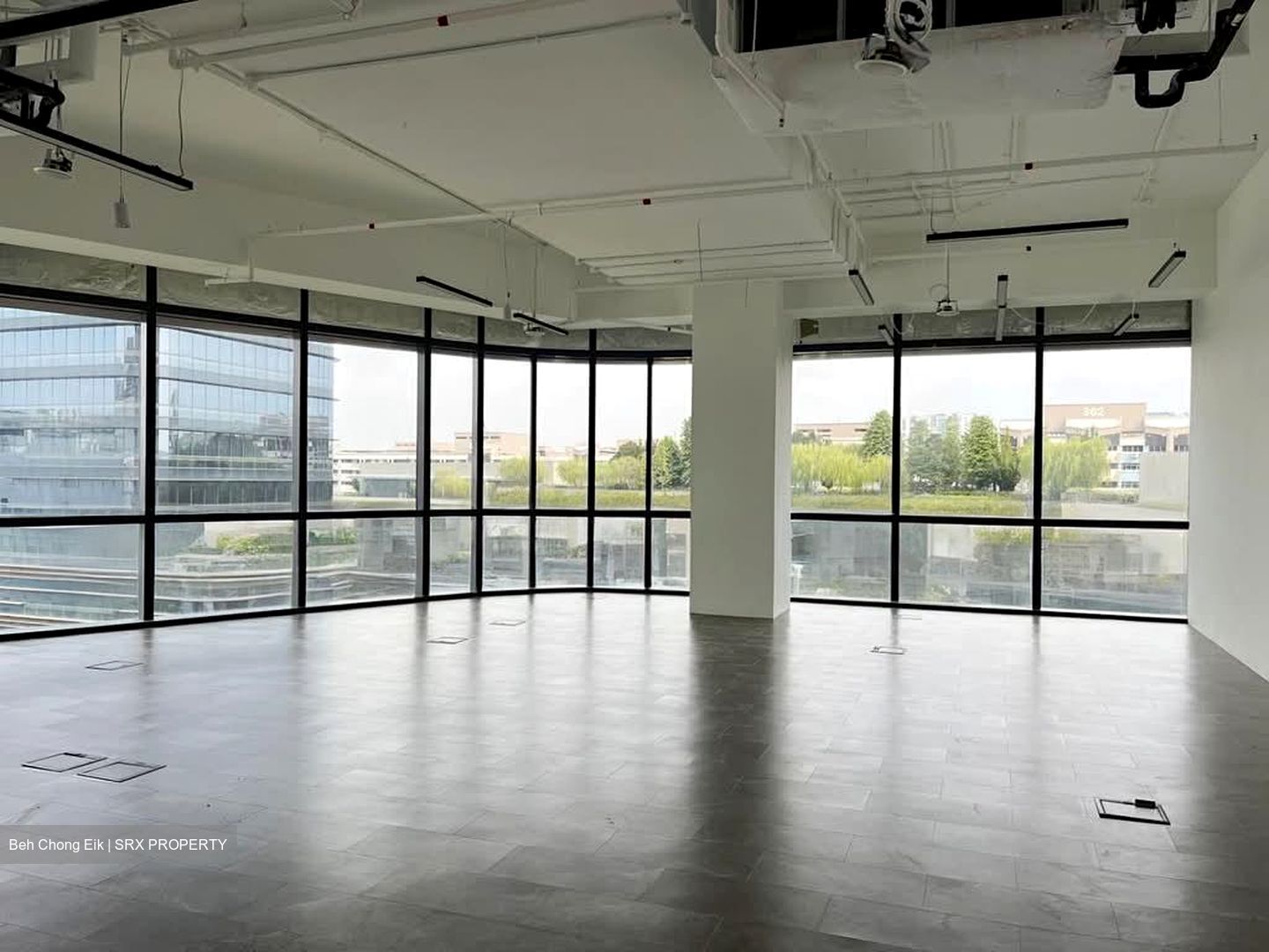 Woods Square (D25), Office #605337631